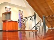 Bubble butt tranny gets fucked on redwood floor