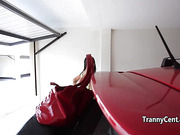 Big booty shemale behind the scenes