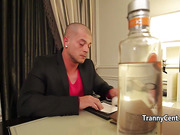 Dude banging tattooed shemale ass