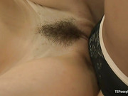 Jessica Fox shoves her thick cock deep into Juliette's pussy