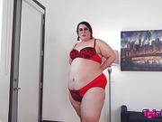 BBW tgirl Shemeatress strokes her tiny cock