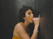 TS hottie Alisia Rae takes it deep at gloryhole