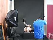 Leopard pinup Jesse spreads and jerks