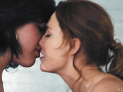 Horny girl gives TS Daisy Taylor a rimjob