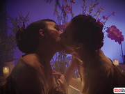 Asian ts geisha Kasey Kei gets a footjob