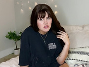 Hottest shemale Daisy Taylor tries on new lingerie