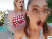 Id rather have both your shemale weiners