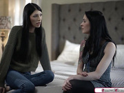 TS stepmom Ava Holt fucks stepdaughter