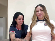 Big booty girl gets her ass and pussy fucked by TS Emily Narizinho