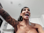Big cock trans babe Laura huge cumshot