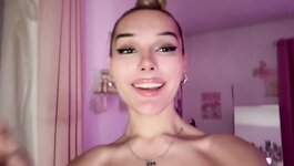 Smoking hot shemale deepthroat big cock and gets fucked