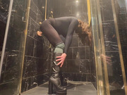 Lanachapelle - solo fun in hotel room shower