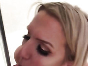 Quicky shemale on shemale anal in the shower