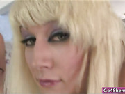 Kinky tranny Bee Armitage ass fucked shemale Bailey Jay