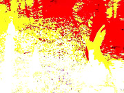 Sexy Kimber strips and pees outdoors