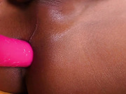 Ladyboy Mos masturbation